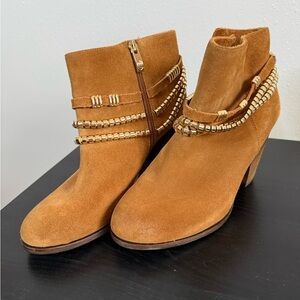 Vince Camuto Tan Suede Chain Ankle Boots Size 8